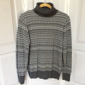 L.L. Bean Gray Patterned Turtleneck Sweater